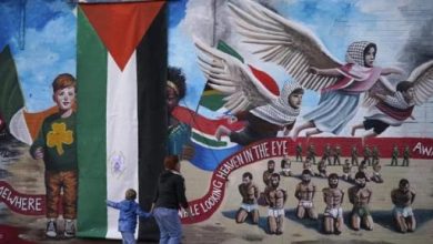 تضامنًا مع فلسطين.. جدار يتحول للوحة جدارية عن غزة في إيرلندا
